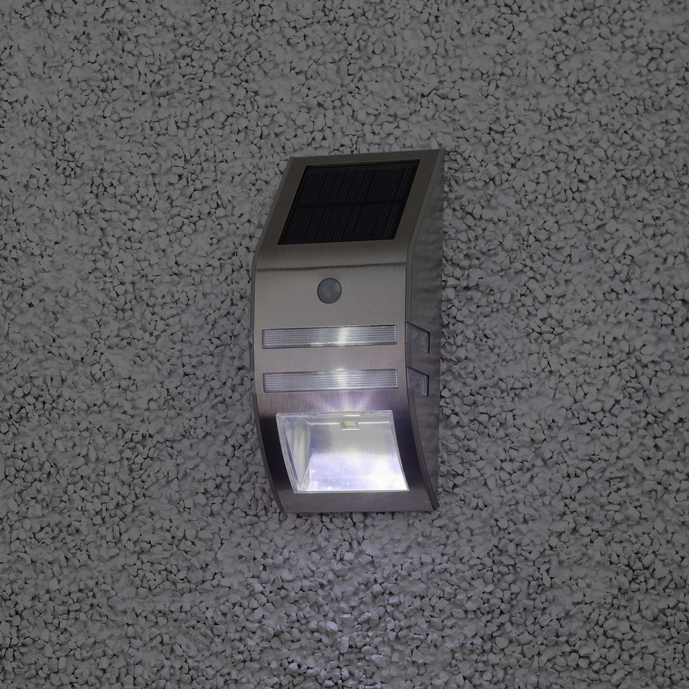 ЭРА Фасадный светильник Хром, на солнечной батарее, 3LED, 50lm (12/864) ЭРА Фасадный светильник Хром, на солнечной батарее, 3LED, 50lm (12/864)