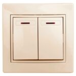 1-105-02 Intro Выключатель двойной с подсветкой, 10А-250В, IP20, СУ, Plano, сл.кость (10/200/2400)