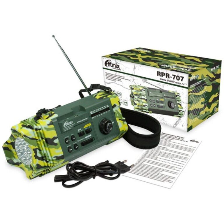 Радиоприёмник RITMIX RPR-707, камуфляж.  Воспроизведение по Bluetooth, возможно использование в качестве hands-free, встроенный микрофон. Яркий светодиодный фонарь. Ремень для переноски. Три диапазона приёма: FM, KB, CB. Три источника питания: встрое